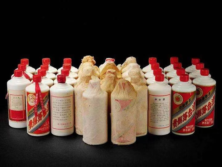 阳高日照岚山回收酒价格哪里回收(附近上门回收茅台酒）?